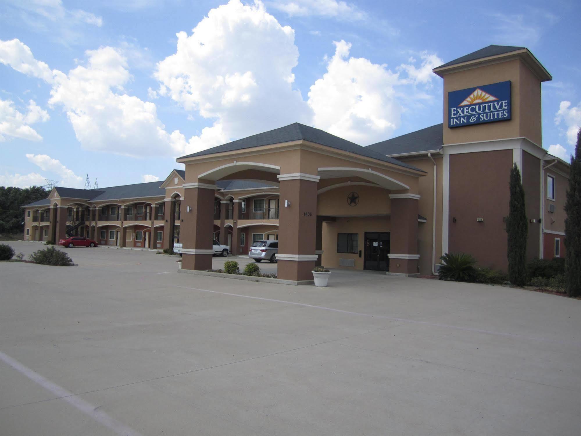 Executive Inn & Suites - Jewett Exteriér fotografie
