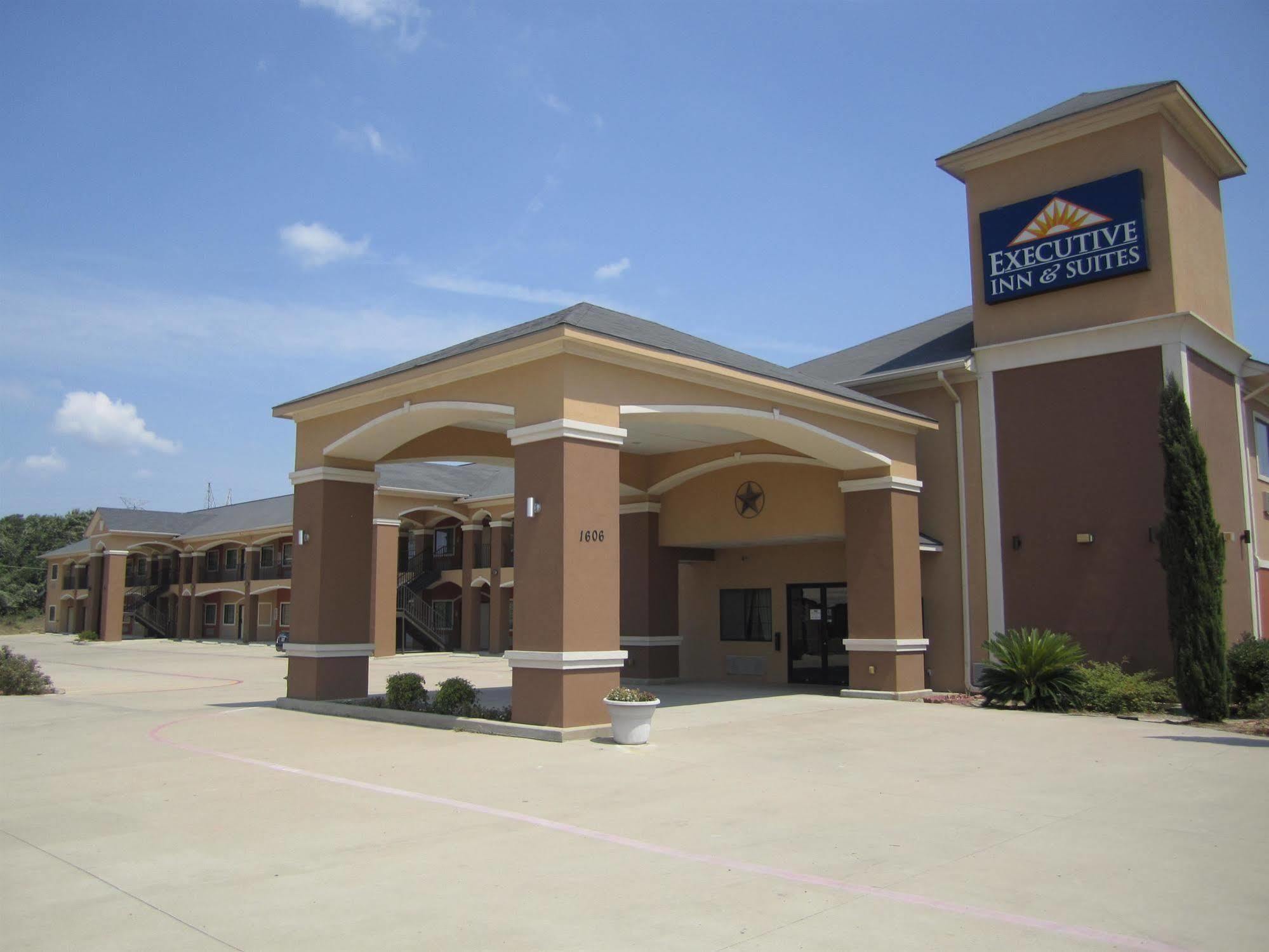 Executive Inn & Suites - Jewett Exteriér fotografie