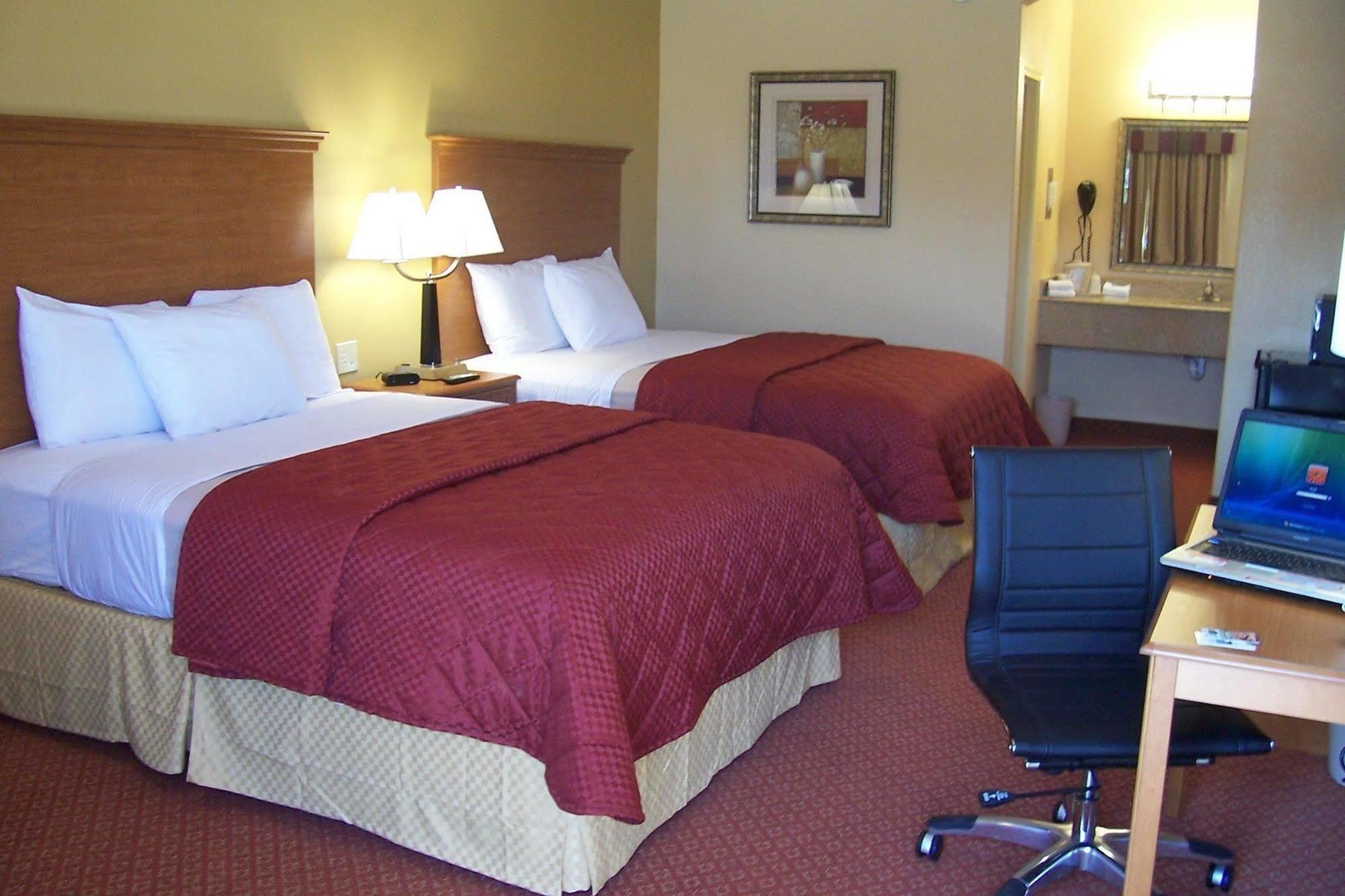Executive Inn & Suites - Jewett Exteriér fotografie