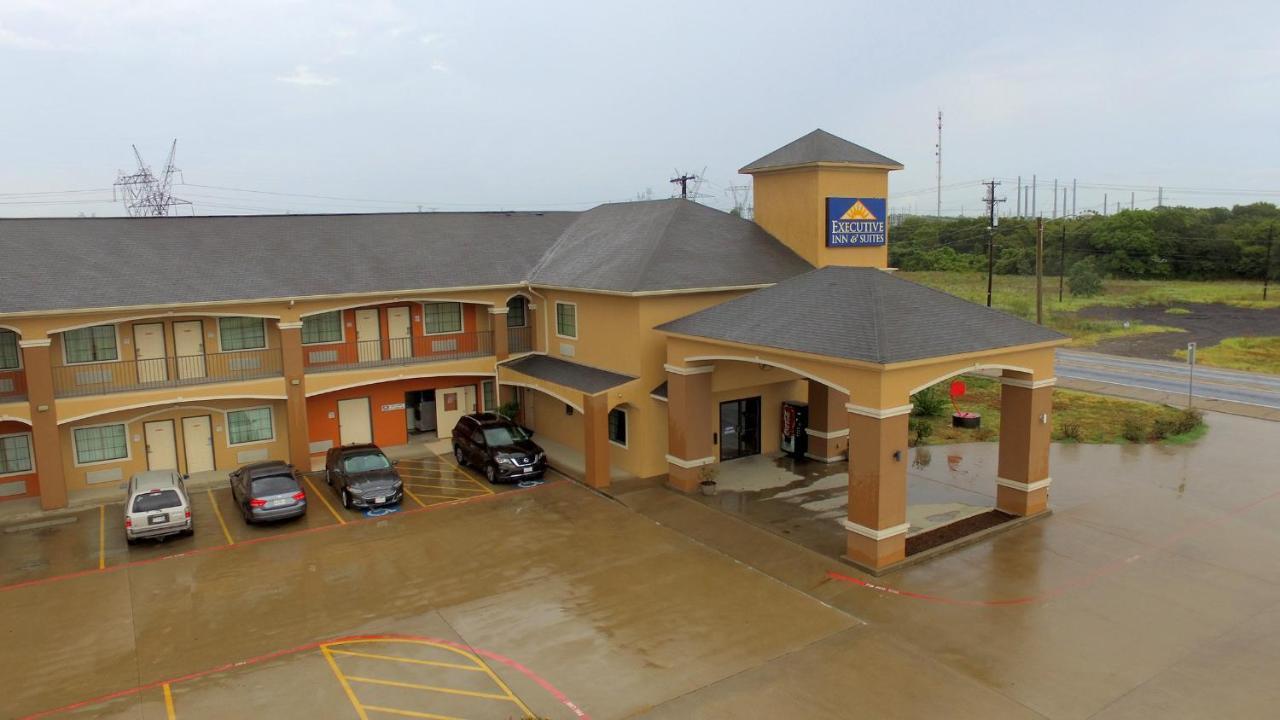 Executive Inn & Suites - Jewett Exteriér fotografie