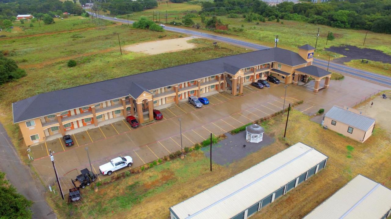 Executive Inn & Suites - Jewett Exteriér fotografie